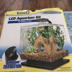 Tetra LED Aquarium Kit 1.5 Gallon Cube Tank (free Heater Included! ) 