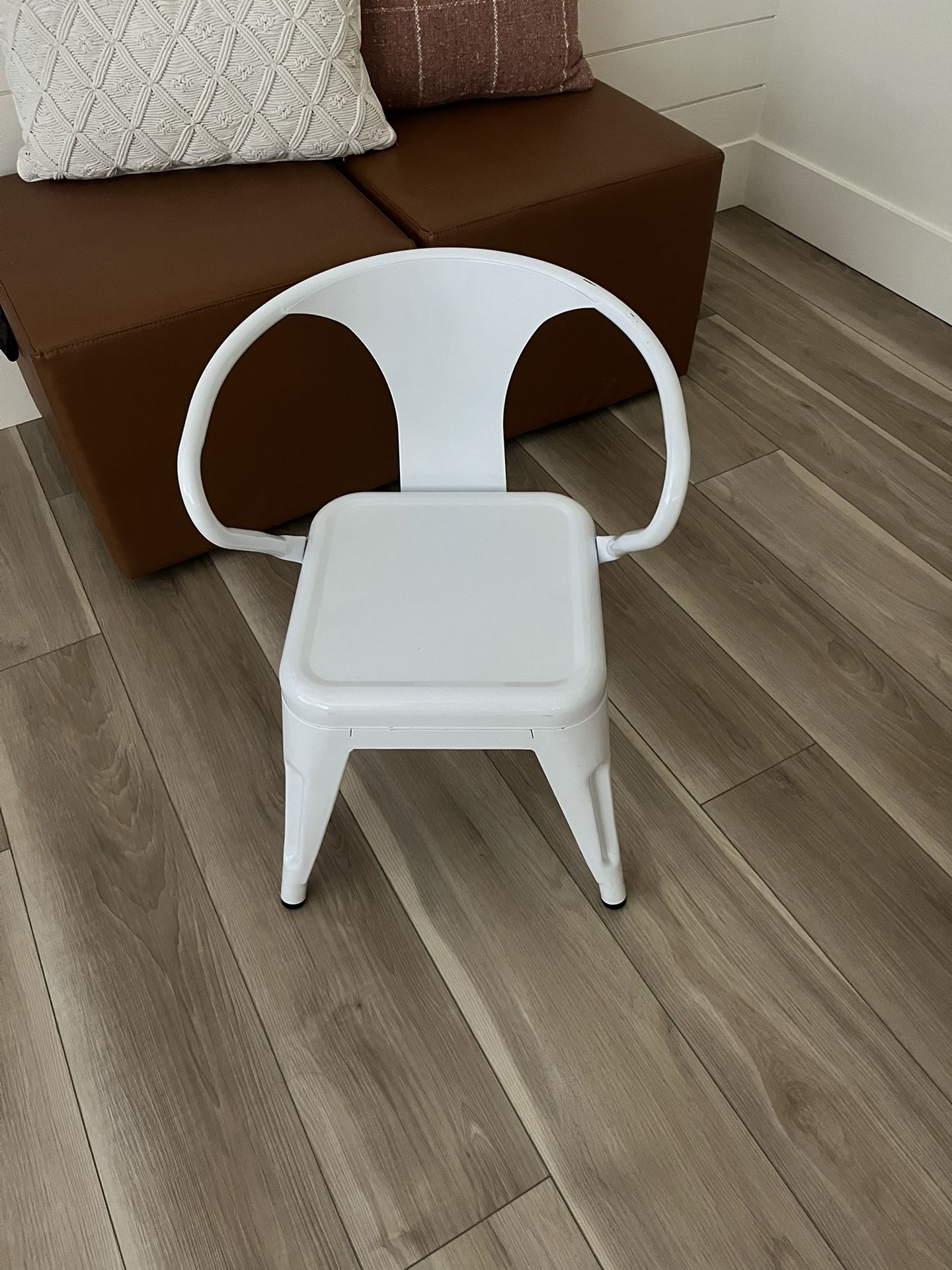 Metal Farmhouse Kids Chair $15