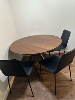 Table in good condition
