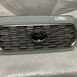 2016,2017,2018,2019,2020,2021,2022 Toyota Tacoma Grille