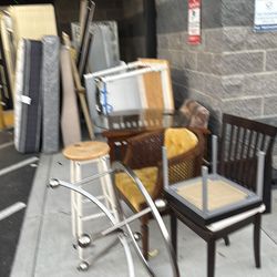 Furniture, washer, dryer, refrigerator, bed