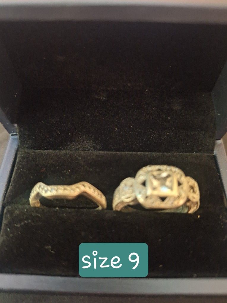 Sterling Silver 925.