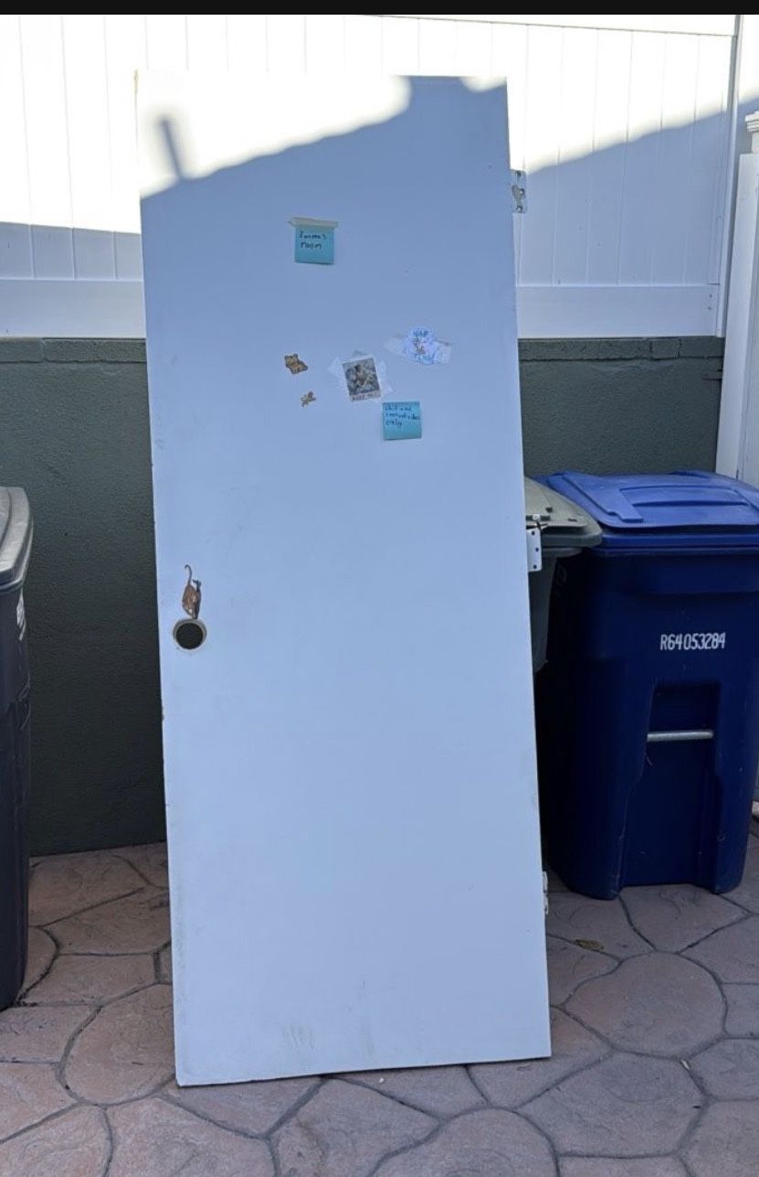 Free Solid Wood Door