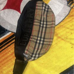 Vintage Burberry belt bag