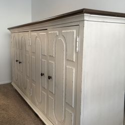 Dining Chest 