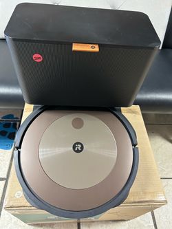 Roomba J9+ Vacuum Cleaner
