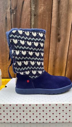 New UGG girls size 1