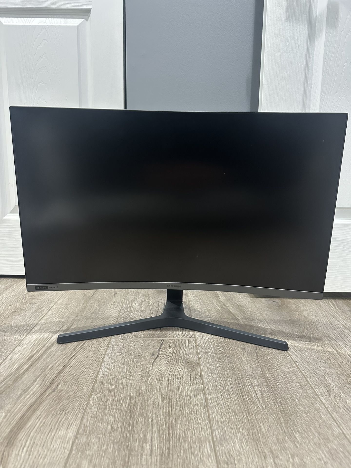 SAMSUNG 27-Inch CRG5 240Hz Curved Gaming Monitor (LC27RG50FQNXZA) – Computer Monitor, 1920 x 1080p Resolution, 4ms Response Time, G-Sync Compatible, H