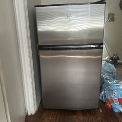 Mini Fridge For Sale
