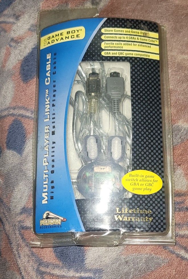Pelican Multiplayer Link Cable for Game Boy Advance