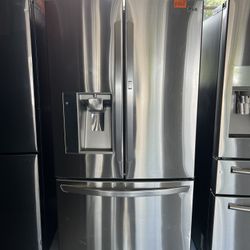 Stainless Steel LG Refrigerator With Stove That Works Perfect