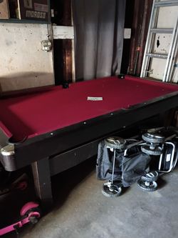 Pool table