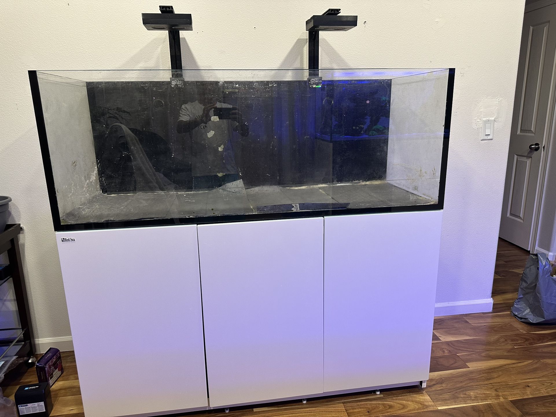 Redsea Reefer XL525 Fish Tank