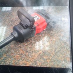 Central Pneumatic Earthquake Professional Air Impact Wrench ll