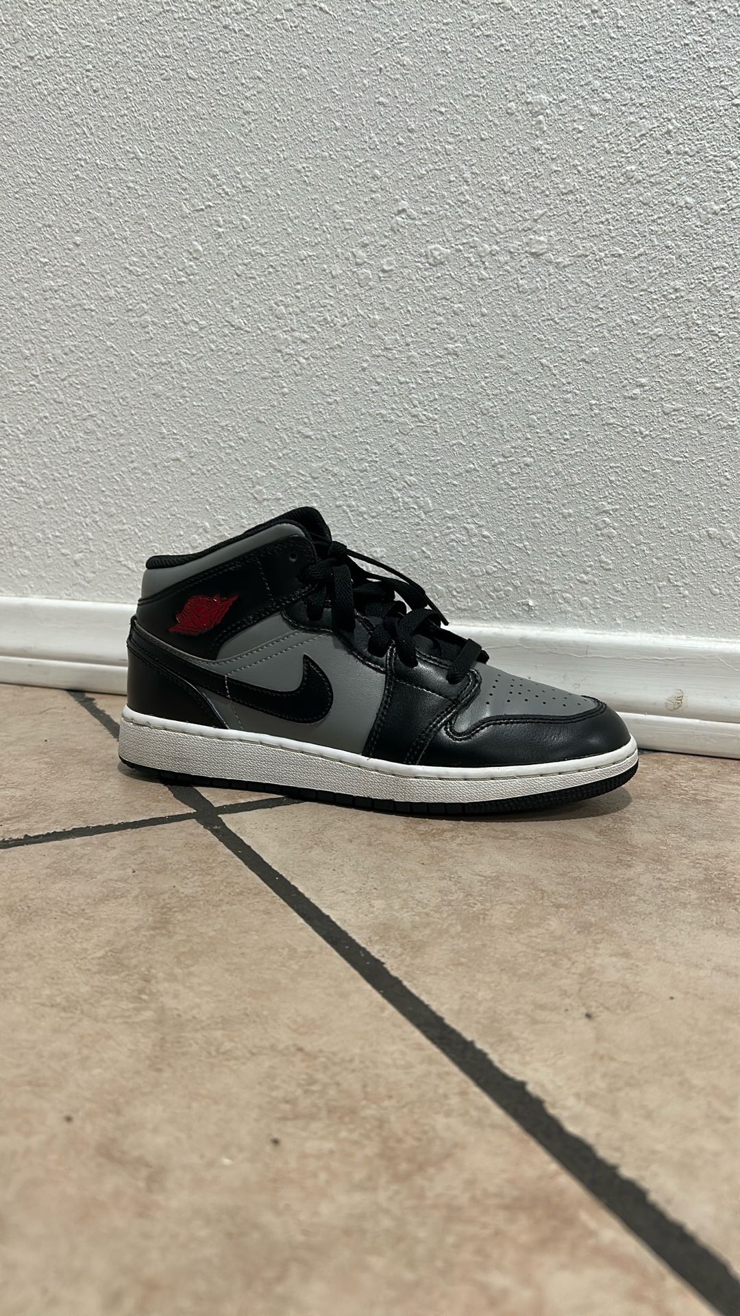 Jordan 1 No Box Slightly Used