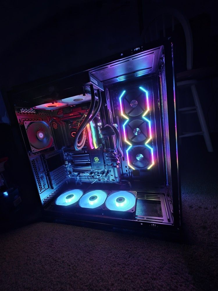 AMD Ryzen 9 9950x3d All Black PC (No Gpu)