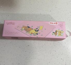 Razer x Pokemon Pikachu and Eevee Gigantus v2 Mouse Pad