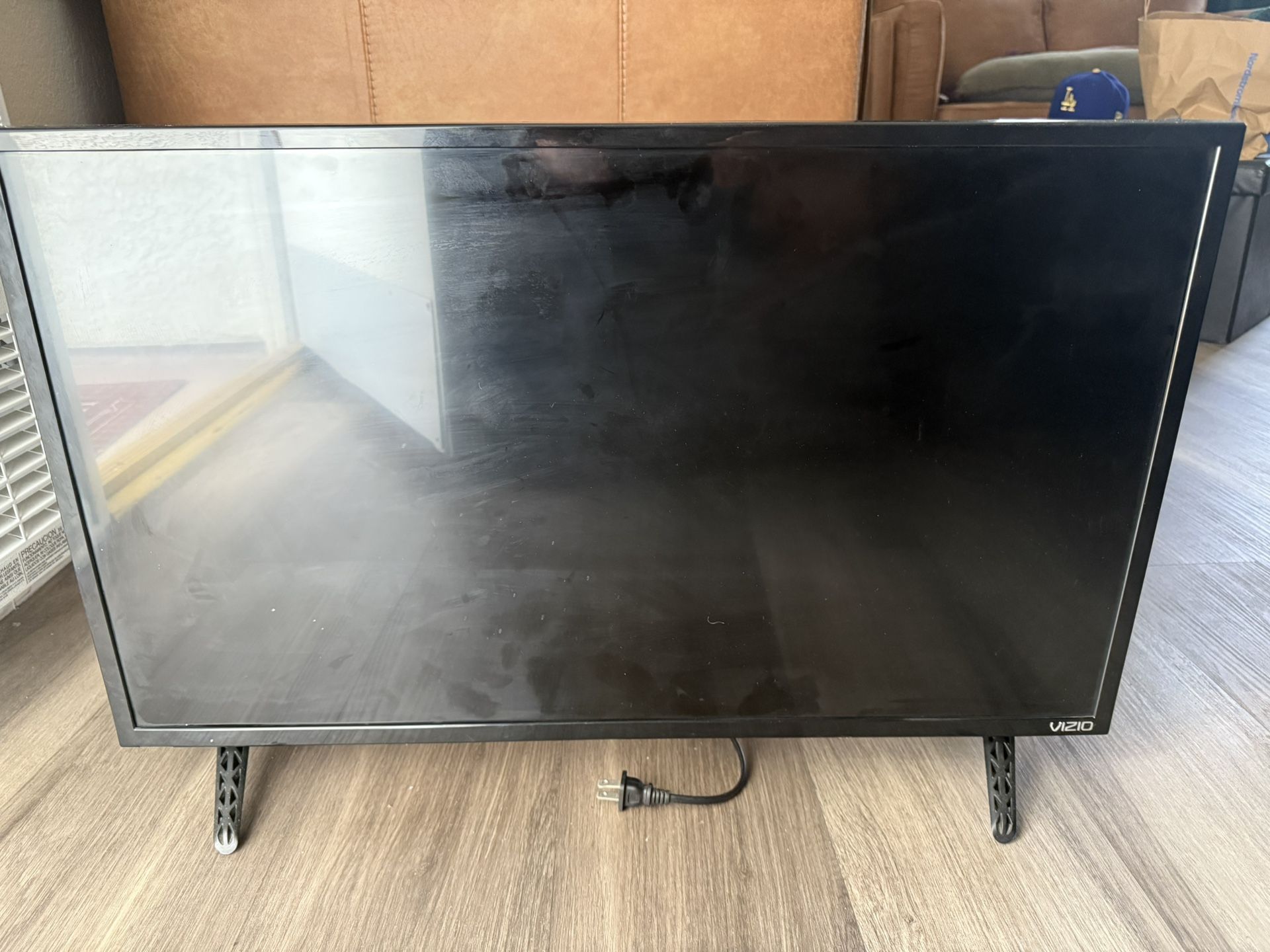32’ Inch Smart TV