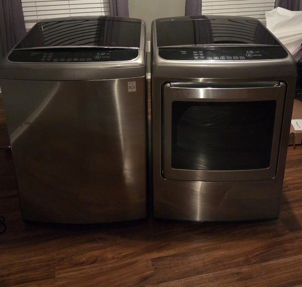 LG Washer And Dryer Set