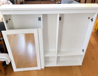 ✨ FOR SALE – IKEA HEMNES Solid Wood Double Mirrored Bathroom Cabinet ✨ $40