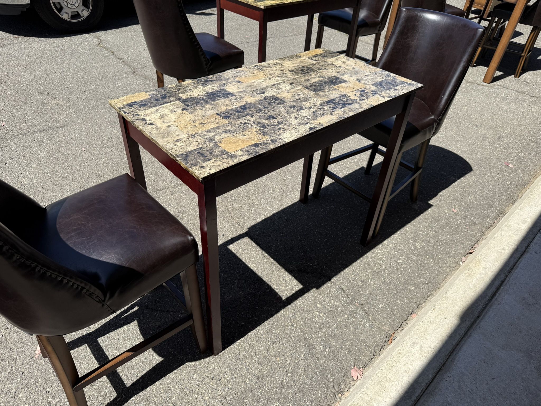 ✨Beautiful Bistro Small Table Set ✨