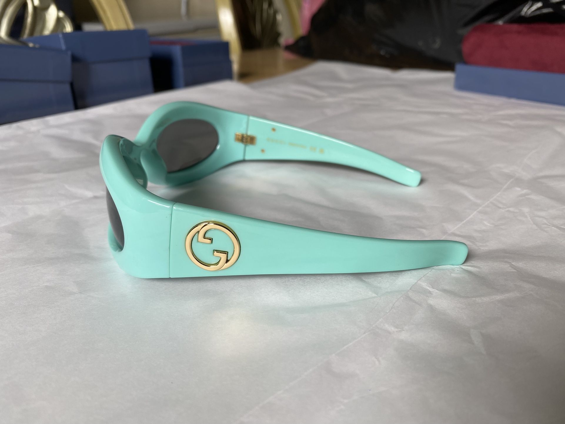 Gucci Teal GG1247 Sunglasses w Extras NWT display picture 1