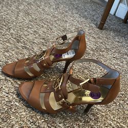 High hels woman shoes Size 6 1/2