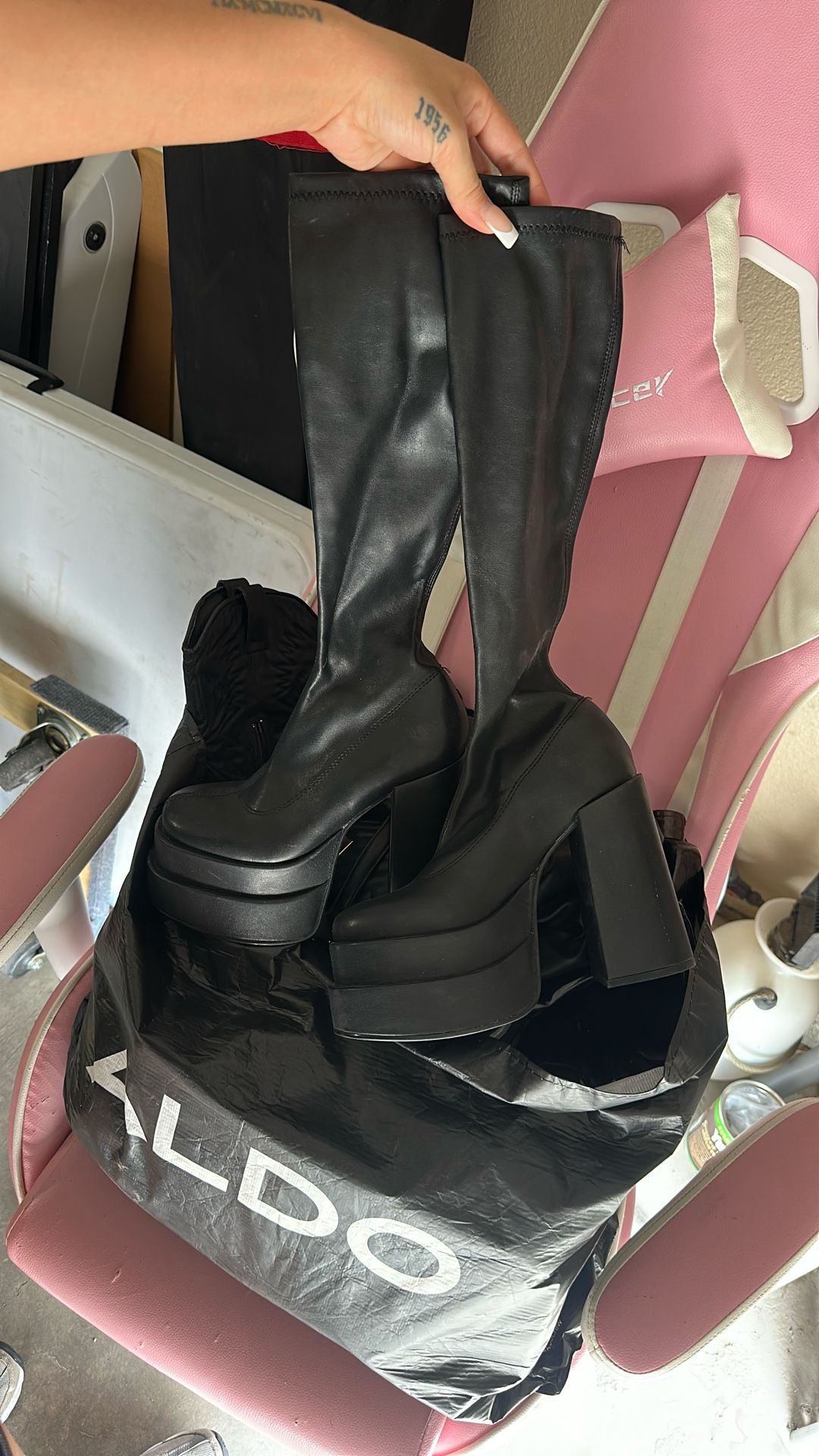 Steve Madden Boots 