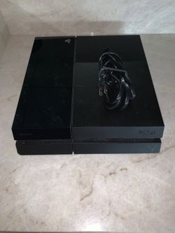 PS4 W/ Power cable (HDMI DOESNT WORK)