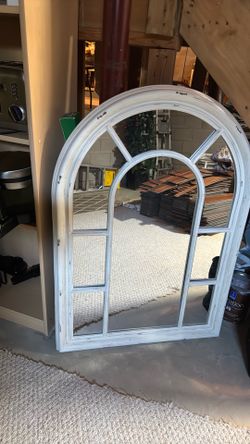 Arched  mirror