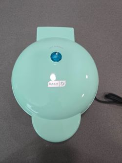 Dash Mini Donut Maker — Mint
