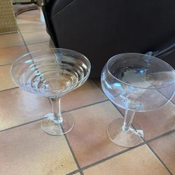 2 Extra Large Glasses , Martini , Wine 