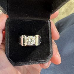 GRA Moissanite Men’s Ring Size 10