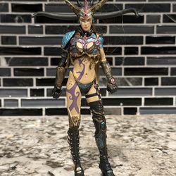 McFarlane The Skull Queen 7”