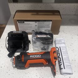 RIDGID 18V Cut-Out Tool