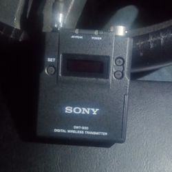 SONY Digital Wireless Body pack Transmitter DWT-B30