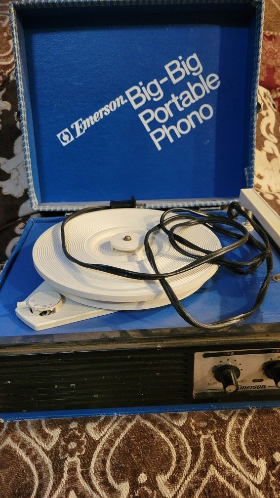 Emerson Big Portable Phono