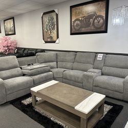 Gray Sofa Sectional XL Seats & 3x Power Recliners & Adjustable Headrest