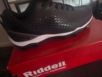 Football cleats*Riddle
