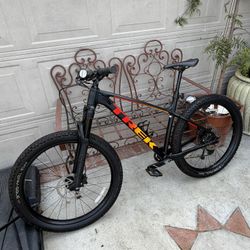 Trek Roscoe Mountain Bike