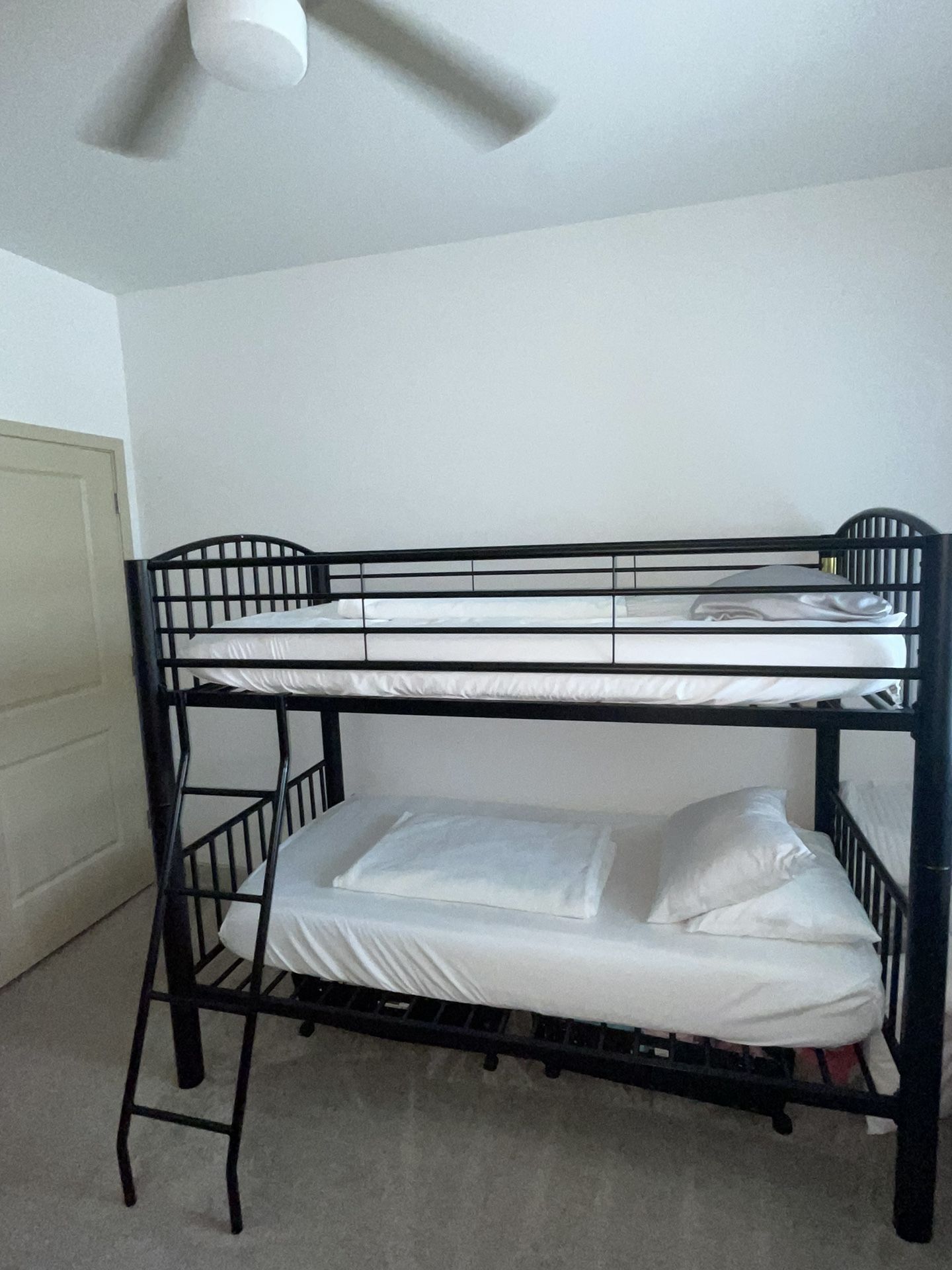 Twin Bunk Bed With Memory Foam Mattresses