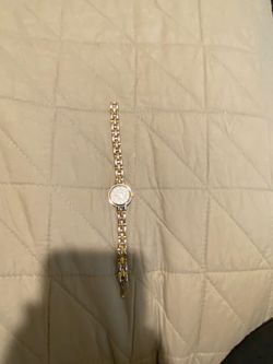Women's Small Round Chain-Link Wrist Watch