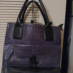 Kenneth Cole Leather Purse