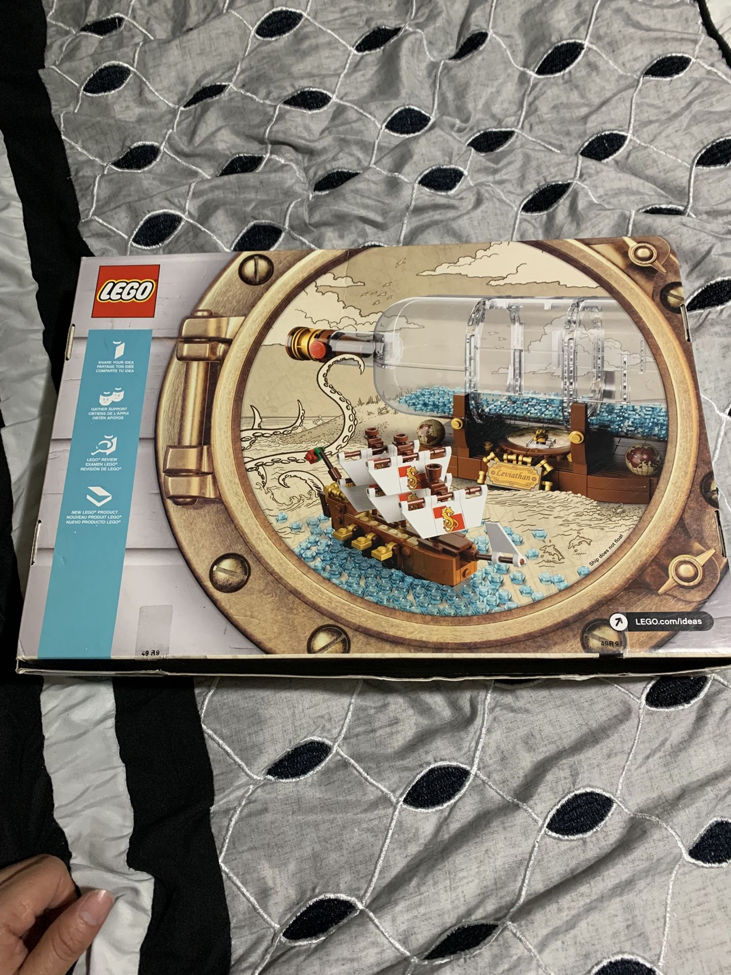 LEGO IDEAS Ship in a Bottle with Box & Manual