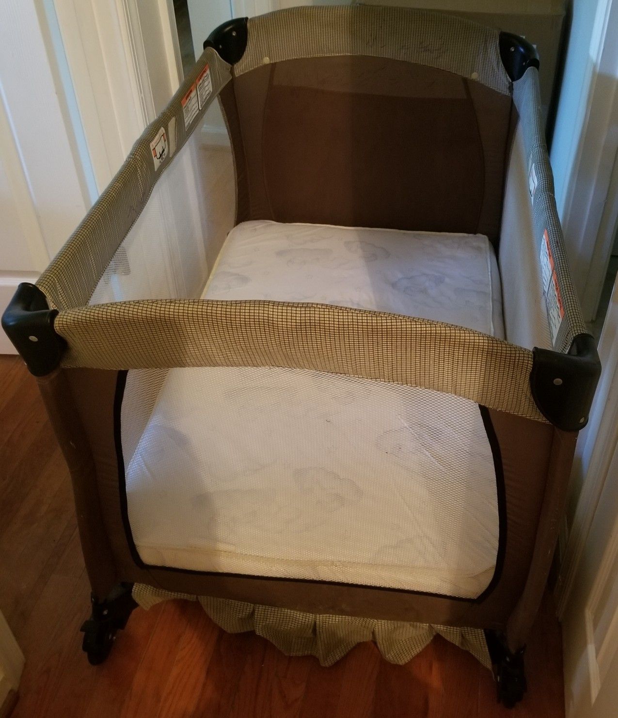 graco pack n' and play crib bassinet baby
