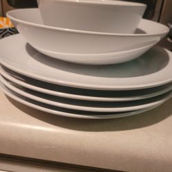 Ikea Plates And Bowls, Oil And Vinegar Glass Bottle, Other Items 