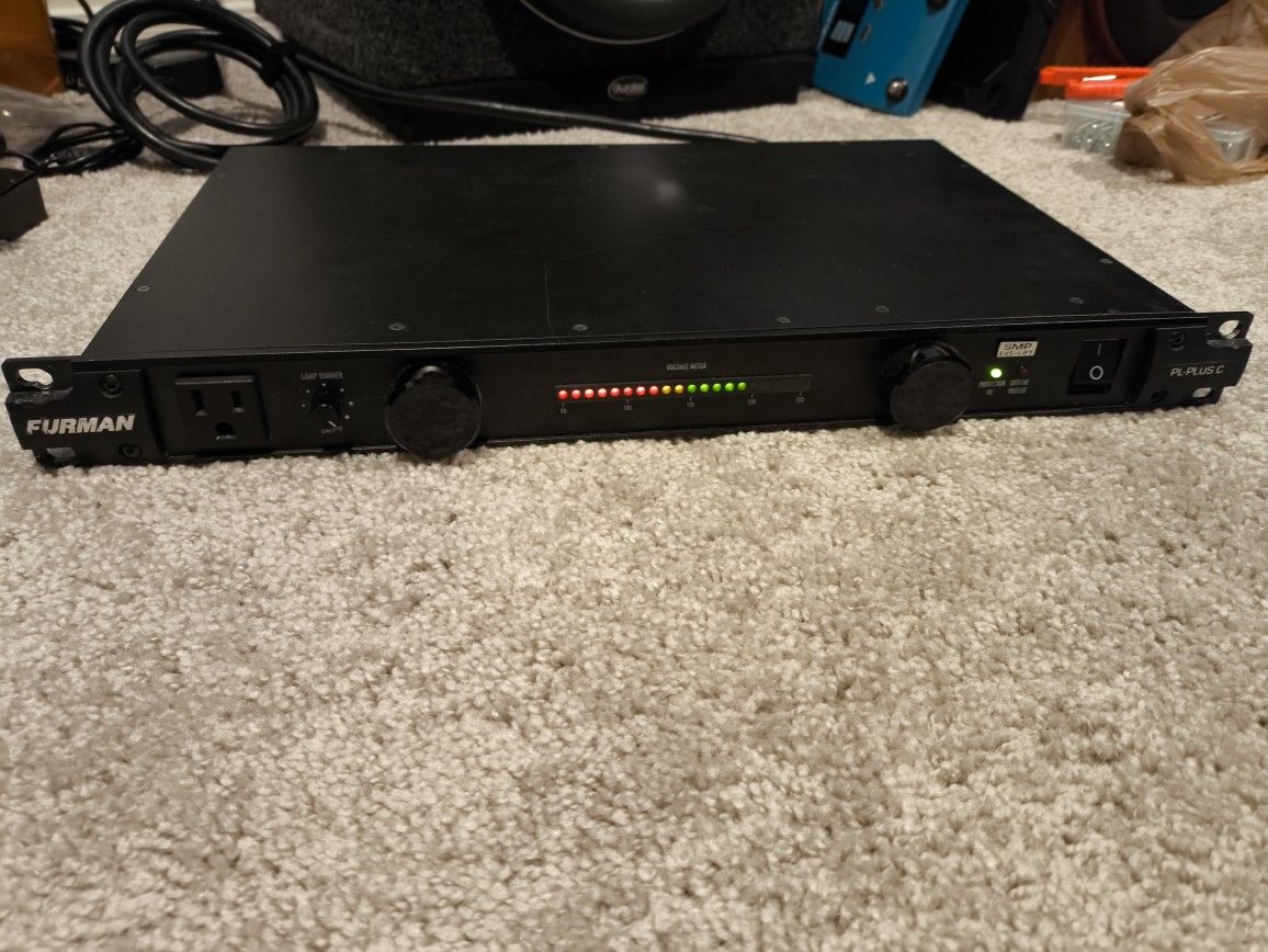 Furman PL Plus C Power Conditioner