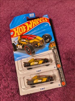 TREASURE HUNT Hot Wheels 2 Jet Z HW Dream Garage 2-Pack