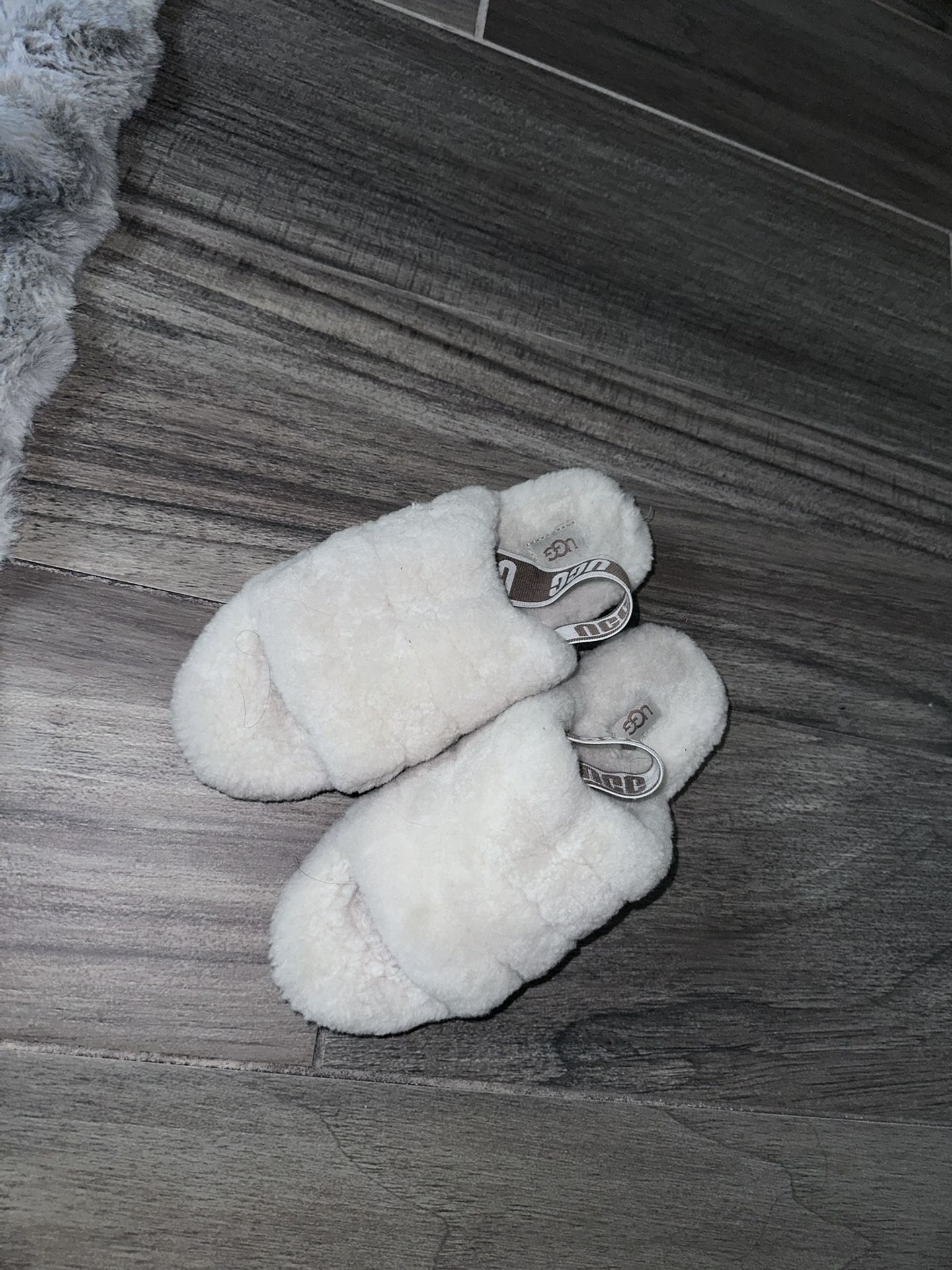 UGG Fluff Yeah Slide 