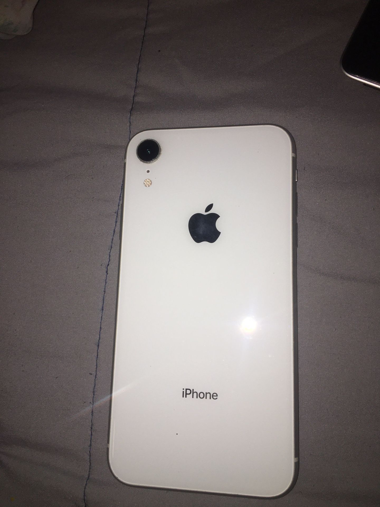 iPhone Xr White 128 GB | iPhone XR 128G | スマートフォン本体 | Apple
